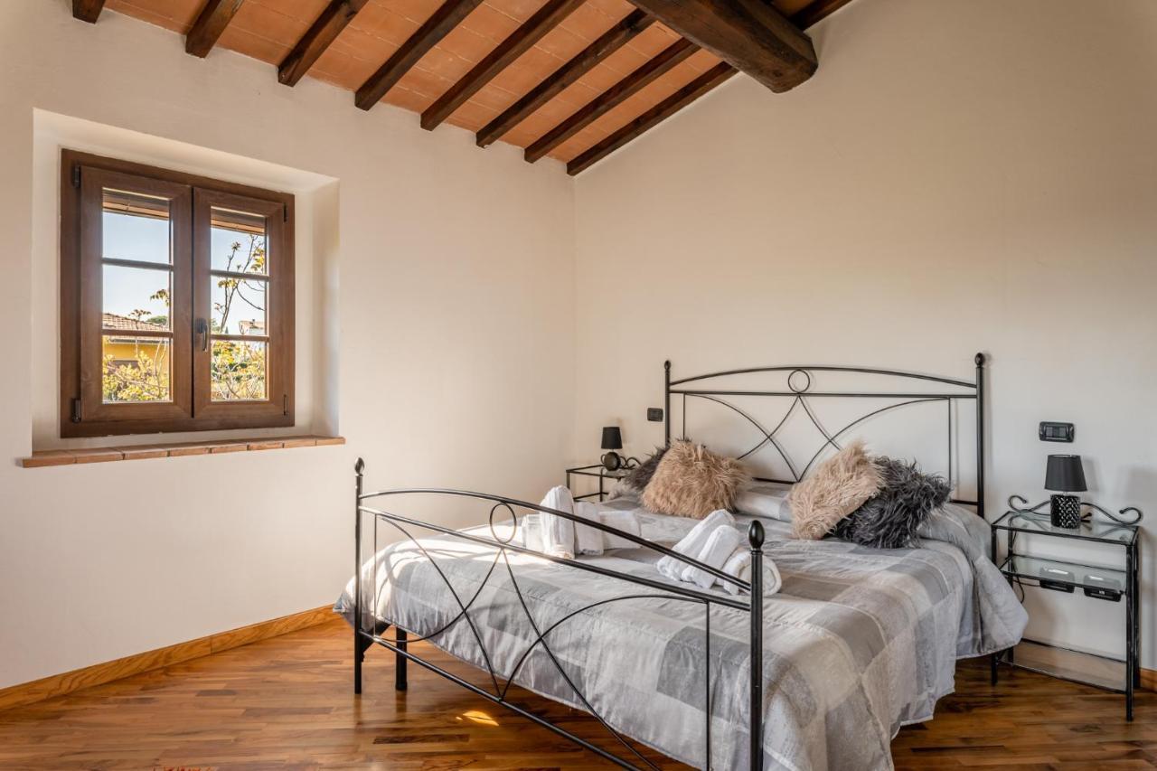 Casa Vecchia Rooms And Parking Gambassi Terme Dış mekan fotoğraf